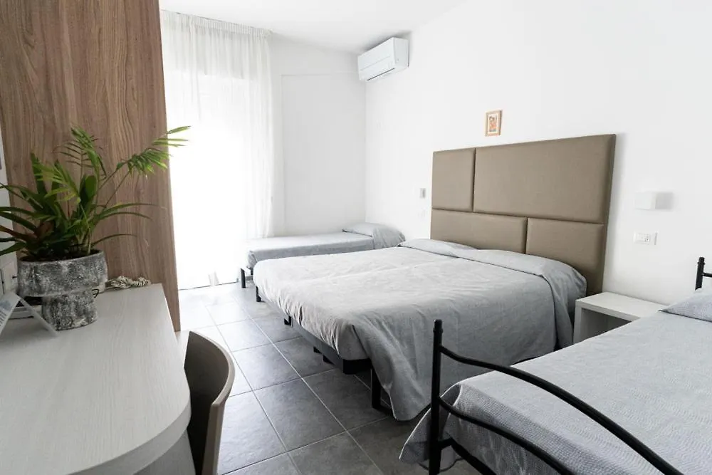 **  Hotel Eugenio Cesenatico Italien