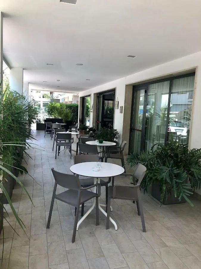 Hotel Eugenio チェゼナーティコ